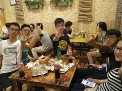 上思烧烤加盟,学烧烤技术,开烧烤店多少钱疯狂烤翅加盟