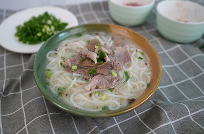 上思原味汤粉王培训